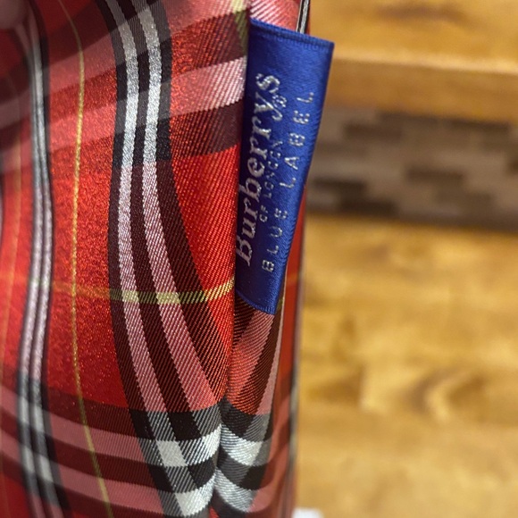 Burberry Blue Label Red and Black Plaid Tote  Free COA included ! Like new ! - Picture 6 of 15